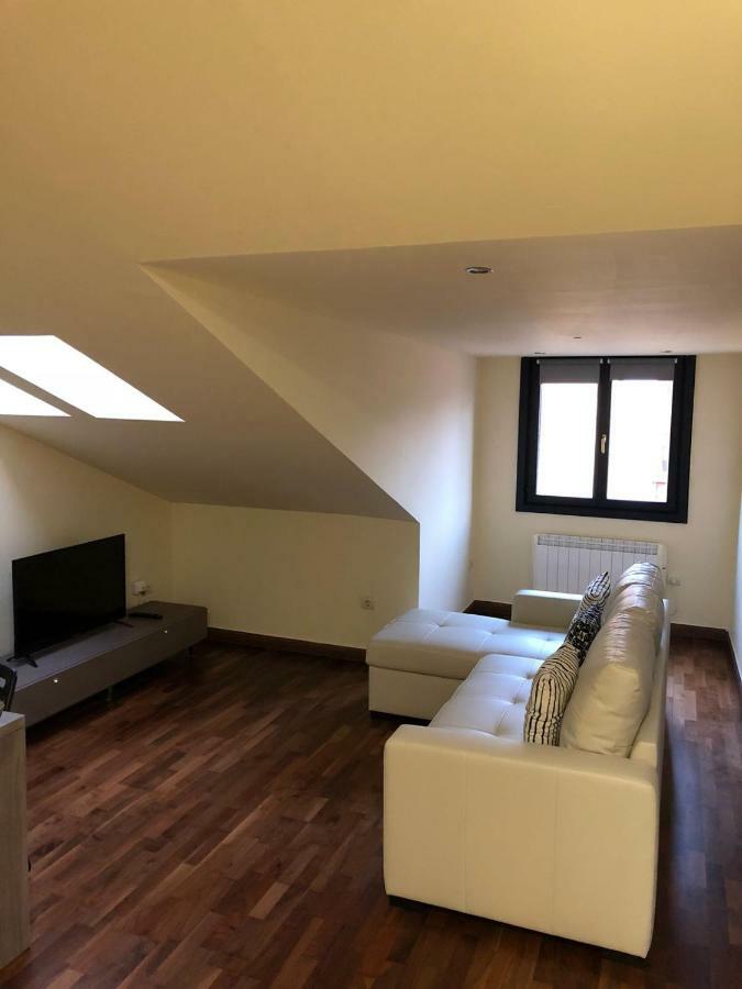 Apartamento En Galiana Appartamento Avilés Esterno foto